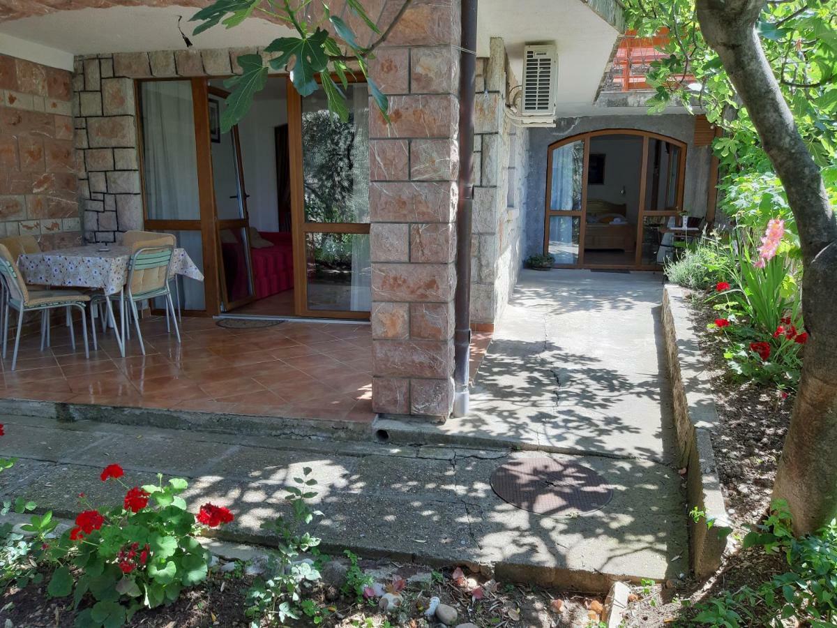 Zoro Apartments Sveti Stefan Eksteriør billede