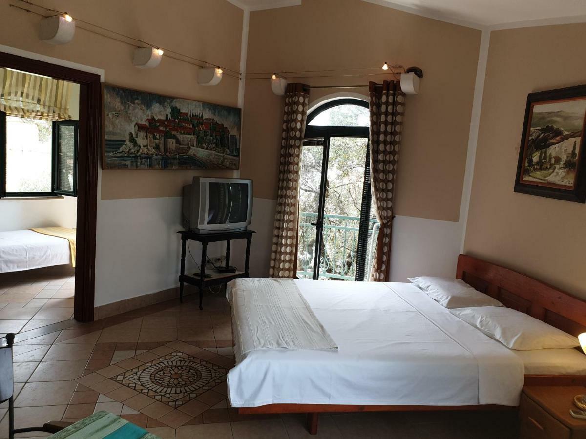 Zoro Apartments Sveti Stefan Eksteriør billede