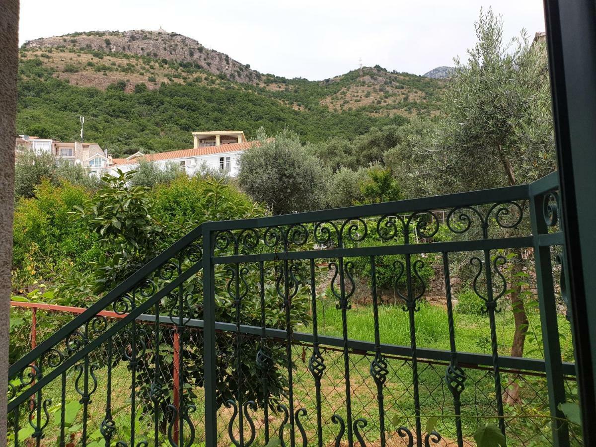 Zoro Apartments Sveti Stefan Eksteriør billede