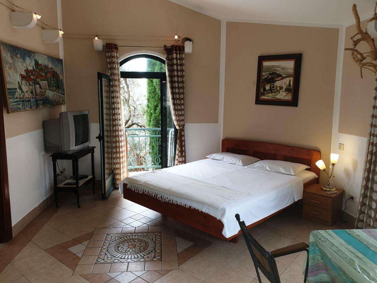 Zoro Apartments Sveti Stefan Eksteriør billede